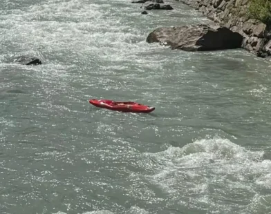 Tirol’de Boş Kayak Alarmı: İtfaiye ve Su Kurtarma Harekete Geçti
