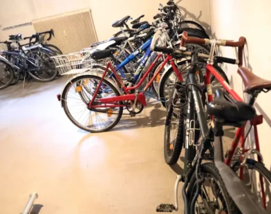 Tirol’de Büyük Hırsızlık: Wattens’te 21 Bisiklet Çalındı