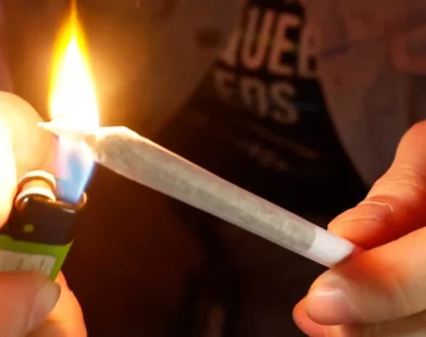 Tirol’de Okul Çevresinde Uyuşturucu: Ebeveynlere Acil Uyarı Yapıldı