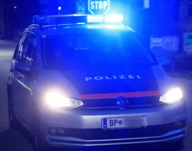 Tirol'de Otomobil Hırsızlığı: Şüphelilerden Biri Suçüstü Yakalandı