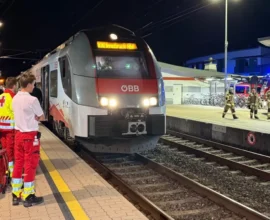 Tirol’de Tren Yolculuğunda Patlayan Telefon Panik Yarattı