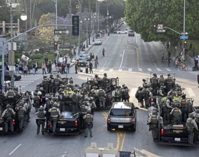 Trump, Los Angeles’a 2700 Asker Gönderdi: Kaliforniya’dan Sert Tepki