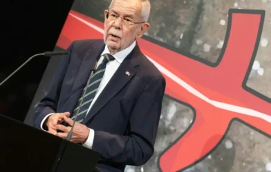 Van der Bellen’den Gelecek Mesajı: “Dünyayı Olduğu Gibi Kabul Edelim”