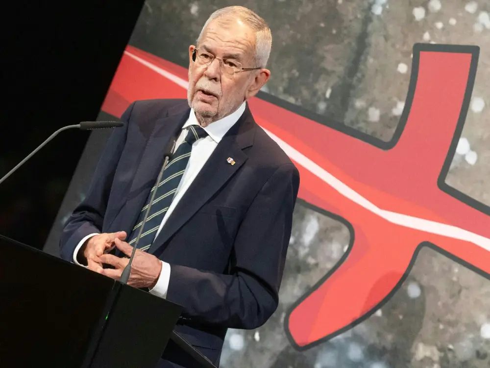 Van der Bellen’den Gelecek Mesajı: “Dünyayı Olduğu Gibi Kabul Edelim”