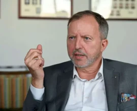 Viyana Hietzing’de ÖVP İlçe Başkanı Ebert, Koltuğunu Rakibi Sperker’e Bırakıyor