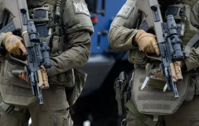 Viyana’da 14 Yaşındaki Kıza Bomba İhbarı Nedeniyle Hapis Cezası