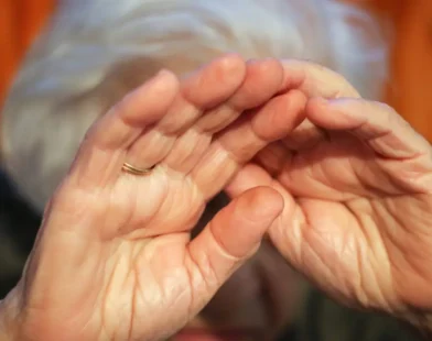 Viyana’da 82 Yaşındaki Kadına Bakıcısından Cinsel Saldırı: Kamera Kaydetti