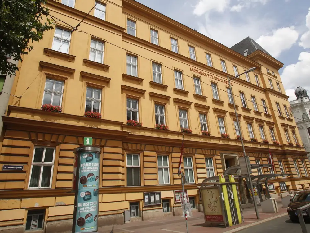 Viyana’da Ana Caddelere 30 km Hız Limiti: Güvenlik mi, Zulüm mü?