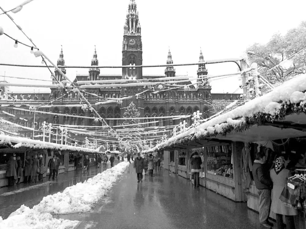 Viyana'nın Kalbi: Rathausplatz Noel Pazarı’nın 50 Yıllık Dönüşümü
