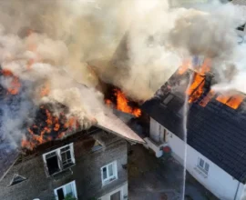 Vorarlberg’de Büyük Yangın: Alevler Birden Fazla Eve Sıçradı