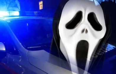 Wattens’te Korku Filmi Gibi Olay: Kadın Scream Maskeli Saldırganları Püskürttü