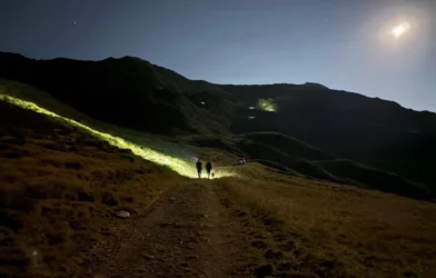 Weerberg’de Kayıp Dağcı: Dorffest Yerine Gece Boyu Arama Kurtarma