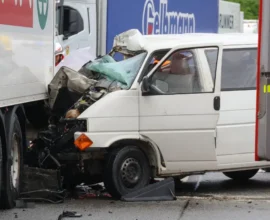 Wels Yakınlarında Korkunç Kaza: Bir Kişi Olay Yerinde Hayatını Kaybetti