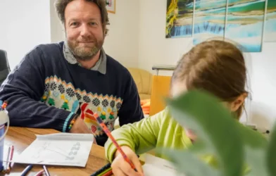 Zor Çocukluktan Umut Dolu Bir Hayata: Kurt’un Kızı İçin Verdiği Mücadele